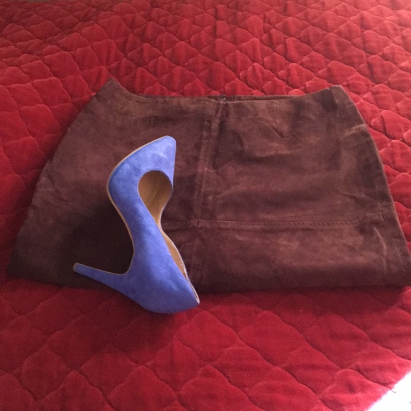 Blue Suede Shoes - Picture 2 of 4